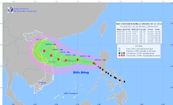 Bão số 5 có khả năng giật cấp 13 khi qua Hoàng Sa, hướng vào đất liền - Ảnh 1.