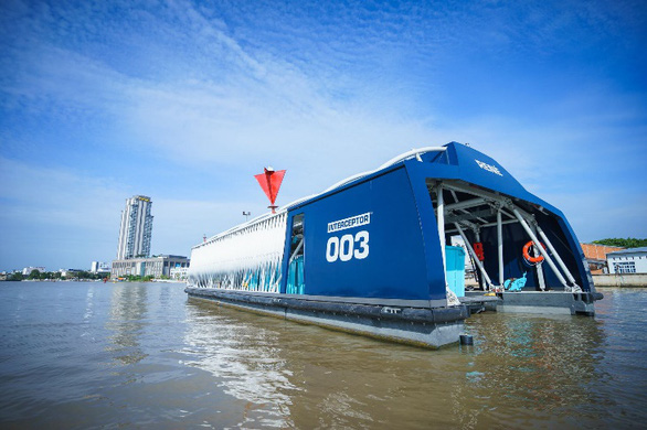 Sông Cần Thơ đón tin vui từ Coca-Cola và The Ocean Cleanup - Ảnh 1.