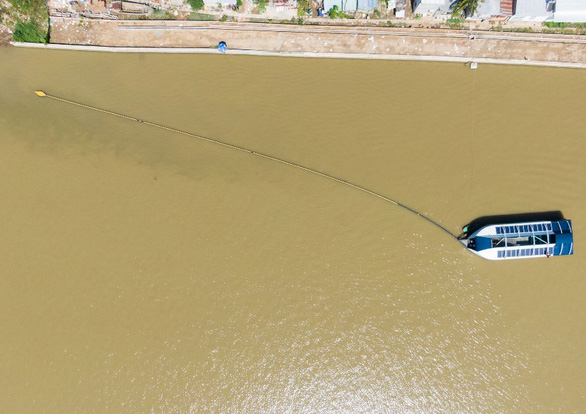 Sông Cần Thơ đón tin vui từ Coca-Cola và The Ocean Cleanup - Ảnh 3.