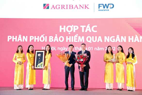 Agribank và FWD Việt Nam triển khai hợp tác về phân phối bảo hiểm - Ảnh 1.