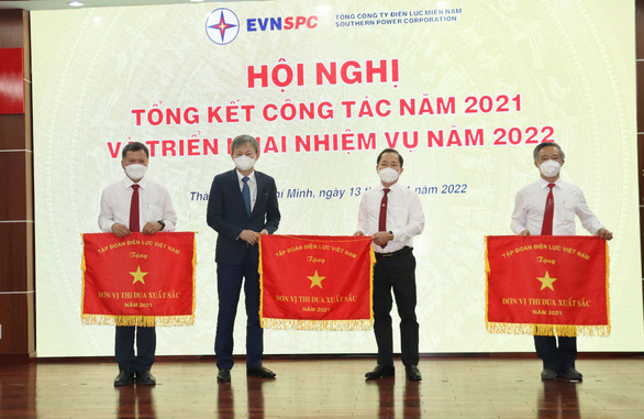 Năm 2021, EVNSPC đảm bảo cấp điện và chống dịch hiệu quả - Ảnh 3.