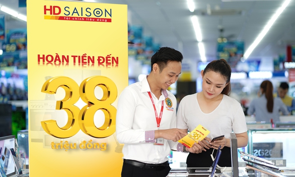 Đón Tết ấm no vượt qua nỗi lo tài chính - Ảnh 1.