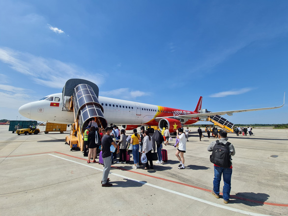 20.000 - 30.000 lượt khách/ngày qua sân bay Tân Sơn Nhất dịp Tết dương lịch - Ảnh 1.