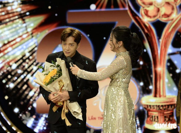 Cố ca sĩ Phi Nhung được trao giải Mai Vàng 2021 - Ảnh 6.