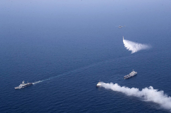 Hải quân Iran, Nga, Trung Quốc tập trận đối phó cướp biển ở bắc Ấn Độ Dương - Ảnh 4.