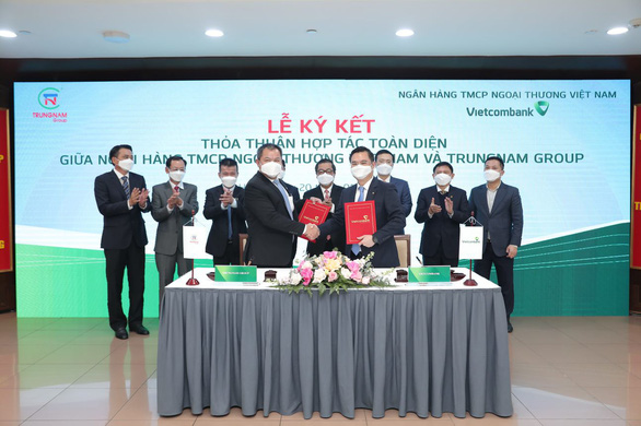 Vietcombank và Trungnam Group ký thỏa thuận hợp tác toàn diện - Ảnh 1.