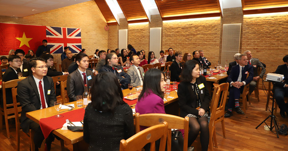 Hội Sinh viên Việt Nam tại Oxford đón Tết cổ truyền - Ảnh 1.
