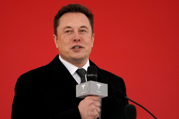 Sau xe điện, Elon Musk muốn tạo ra robot công nhân - Ảnh 1.