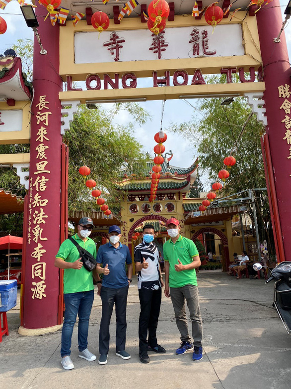 Saigontourist Group tổ chức tour chợ hoa xuân - Ảnh 2.