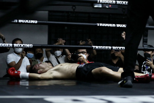Knock-out ‘độc cô cầu bại’ Thái Lan, Trần Văn Thảo muốn dự SEA Games 31 và tranh đai IBA thế giới - Ảnh 3.