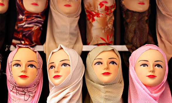 Taliban ra lệnh các cửa hàng thời trang phải bỏ đầu manơcanh - Ảnh 1.
