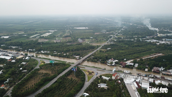 Rót vốn đầu tư công 146.990 tỉ đồng làm cao tốc Bắc - Nam để 2025 về đích là ‘có cơ sở’ - Ảnh 1.