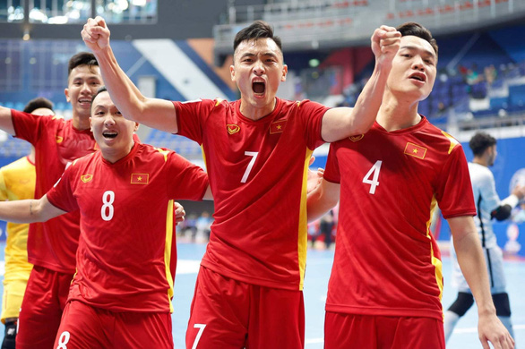 Futsal Việt Nam - Saudi Arabia: 3-1: Chiến thắng của kỷ luật  và kiên nhẫn - Ảnh 1.