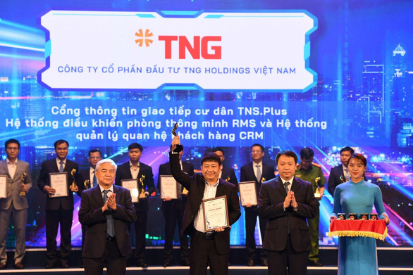 Giải thưởng Chuyển đổi số Việt Nam 2022 vinh danh TNG Holdings Vietnam - Ảnh 1.