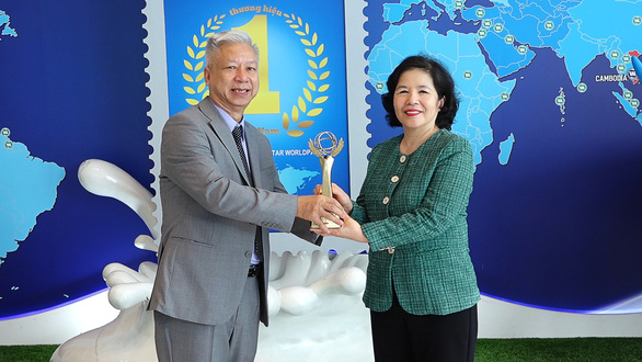 Vinamilk và CEO Mai Kiều Liên được vinh danh trong chương trình thương hiệu mạnh Việt Nam 2022 - Ảnh 1.