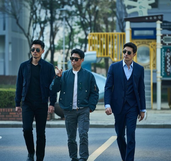 Phim hành động của Hyun Bin và YoonA đứng đầu phòng vé 5 tuần liên tiếp - Ảnh 2. Phim hành động của Hyun Bin và YoonA đứng đầu phòng vé 5 tuần liên tiếp - Ảnh 2.