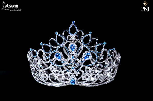Lộ diện chiếc vương miện dành cho Hoa khôi Miss FPTU Cần Thơ 2022 - Ảnh 1.