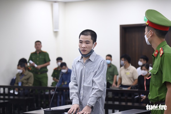 Kẻ đóng đinh vào đầu bé gái 3 tuổi nói muốn giết để không phải nuôi - Ảnh 1. Kẻ đóng đinh vào đầu bé gái 3 tuổi nói muốn giết để không phải nuôi - Ảnh 1.