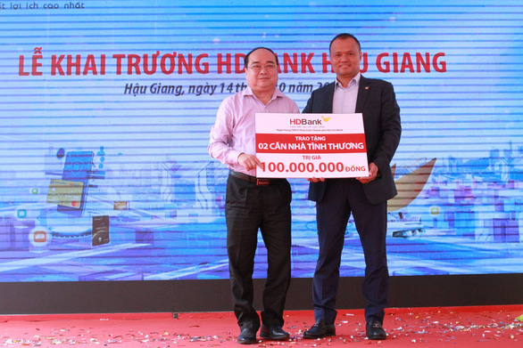 HDBank khai trương hoạt động chi nhánh tại Hậu Giang - Ảnh 2.