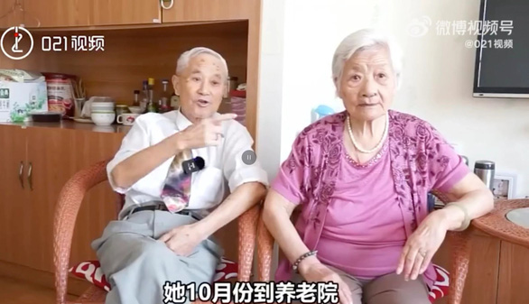 Gần 100 tuổi, cặp đôi thanh mai trúc mã kết hôn sau 60 năm xa cách - Ảnh 2.
