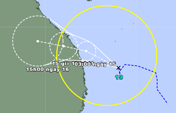 Bão Sơn Ca đang cách Đà Nẵng - Quảng Ngãi 200km - Ảnh 2.