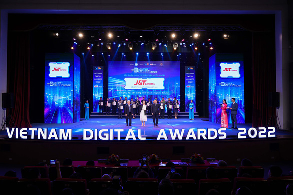 J&T Express nhận giải thưởng Vietnam Digital Awards 2022 - Ảnh 2.