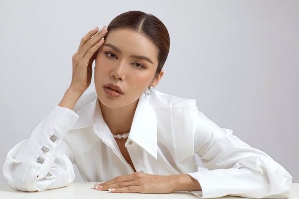 Minh Tú bắt tay Hoàng Thùy, Khánh Vân đi tìm Hoa hậu Siêu quốc gia - Ảnh 1. Minh Tú bắt tay Hoàng Thùy, Khánh Vân đi tìm Hoa hậu Siêu quốc gia - Ảnh 1.