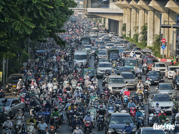 Hà Nội lý giải việc xây dựng đề án thu phí xe ô tô vào nội đô - Ảnh 1.