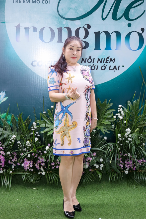 Ban tổ chức lên tiếng trước ý kiến trái chiều về Hoài Linh tái xuất trong đêm nhạc gây quỹ - Ảnh 5. Ban tổ chức lên tiếng trước ý kiến trái chiều về Hoài Linh tái xuất trong đêm nhạc gây quỹ - Ảnh 5.