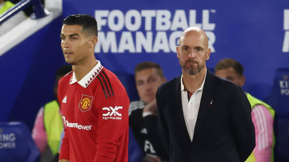 Man Utd cứng rắn trừng phạt Ronaldo vì tội tự ý bỏ về - Ảnh 2.