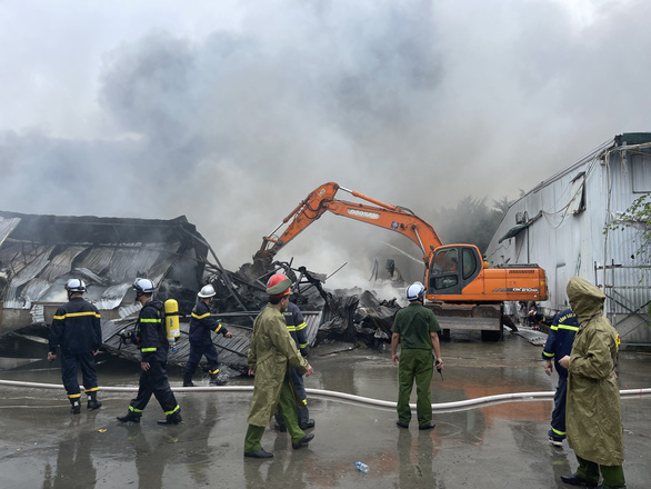 Khởi tố vụ cháy nhà xưởng khiến 1 người chết ở Hà Nội - Ảnh 1.