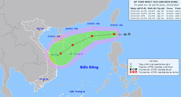 Áp thấp nhiệt đới vào Biển Đông, miền Trung sắp đón đợt mưa lớn - Ảnh 1.