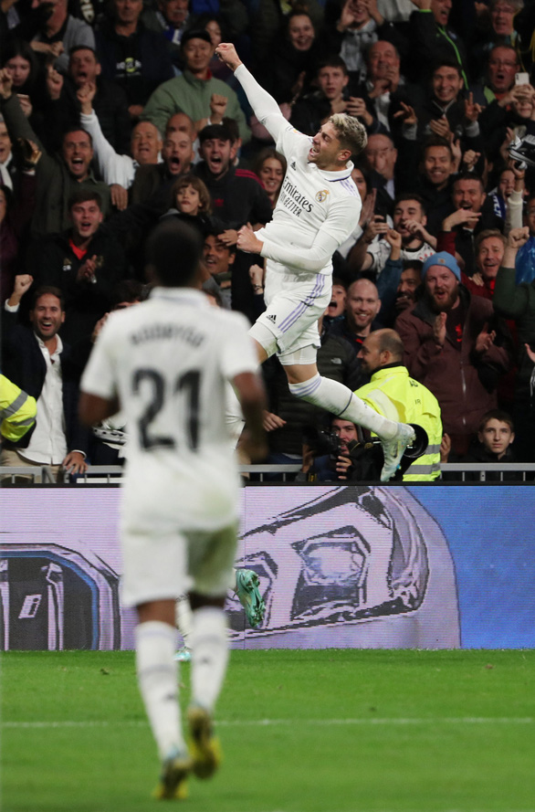 Valverde lập cú đúp trong hai phút giúp Real Madrid kéo dài chuỗi bất bại - Ảnh 3.