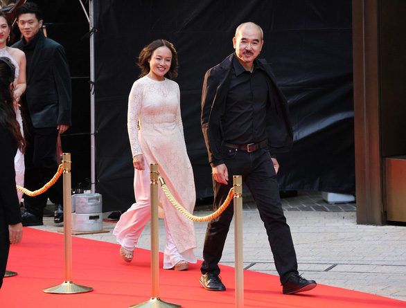Lê Công Hoàng, Phương Anh Đào rạng rỡ ở Liên hoan phim quốc tế Tokyo 2022 - Ảnh 3.