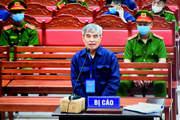 Đại án xăng dầu: Phải xin cảnh sát biển, biên phòng mới đưa được xăng lậu vào Việt Nam - Ảnh 2.