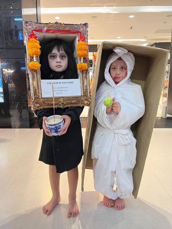 Halloween lạ quá với muôn kiểu hóa trang hú hồn á! - Ảnh 2. Halloween lạ quá với muôn kiểu hóa trang hú hồn á! - Ảnh 2.