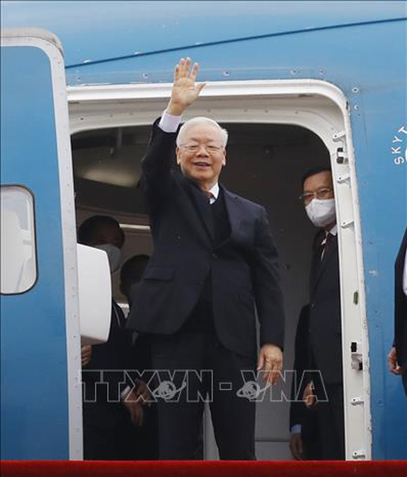Tổng bí thư Nguyễn Phú Trọng đến Bắc Kinh, bắt đầu chuyến thăm chính thức Trung Quốc - Ảnh 2.