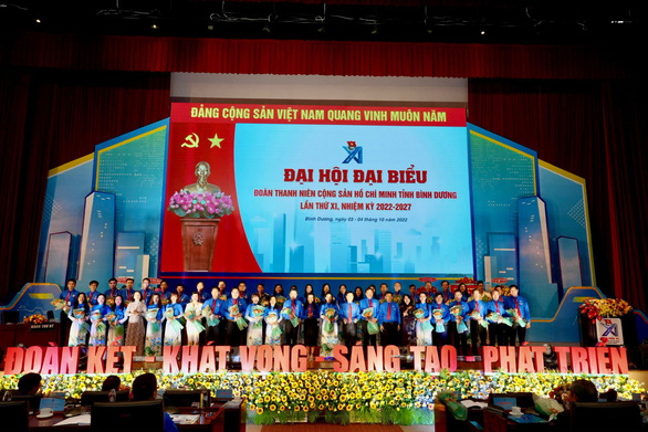 Ms. Tran Thi Diem Trinh was re-elected secretary of Binh Duong Provincial Youth Union - Photo 4.