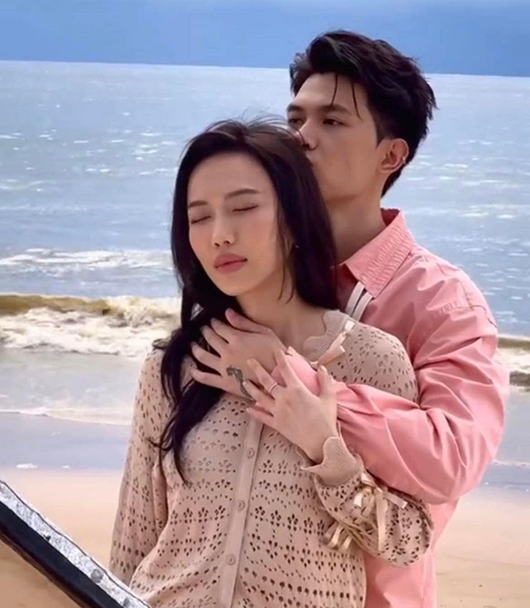 Anh Tú tấu hài cực gắt khiến Diệu Nhi ‘quê một cục’ - Ảnh 2. Anh Tú tấu hài cực gắt khiến Diệu Nhi ‘quê một cục’ - Ảnh 2.