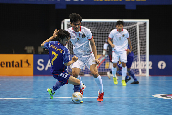 Bị từ chối bàn thắng vì hết giờ, futsal Indonesia thua đáng tiếc trước Nhật - Ảnh 2.