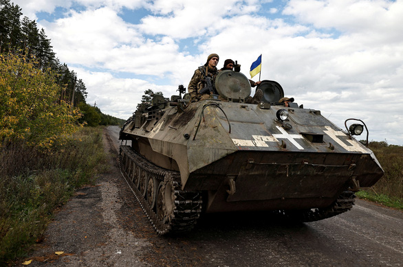 Ukraine tiến sâu vào Kherson và Lugansk, Nga muốn chiếm lại Lyman - Ảnh 1.