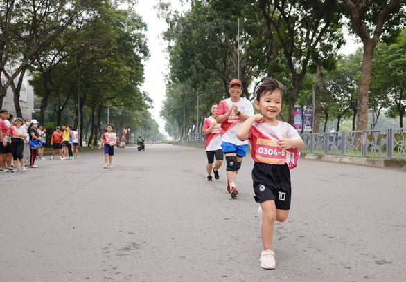 Hào hứng tham gia AEON Ekiden 2022 - Ảnh 2.