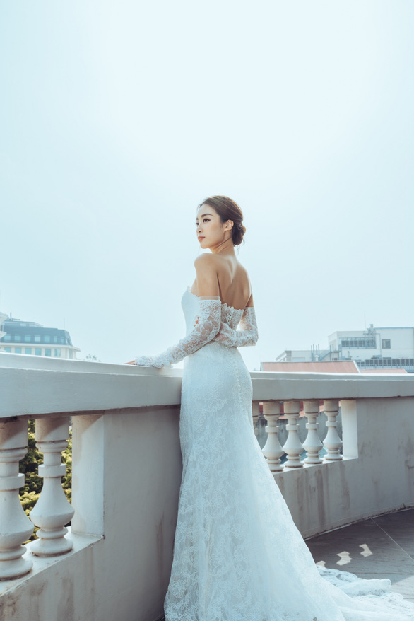 Đỗ Mỹ Linh tung ảnh mặc váy cưới trước tin sắp lên xe bông - Ảnh 9.