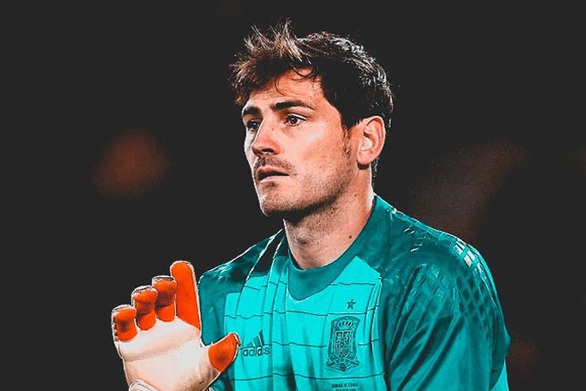 Thủ môn Casillas tự nhận mình là gay - Ảnh 2. Thủ môn Casillas tự nhận mình là gay - Ảnh 2.