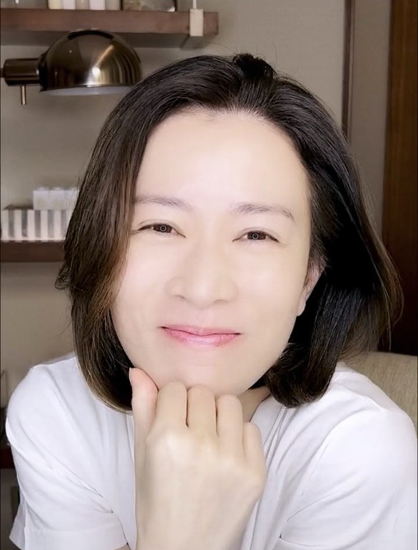 Nhan sắc Xa Thi Mạn được ví như nữ thần, đại diện cho vẻ đẹp thịnh vượng - Ảnh 4. Nhan sắc Xa Thi Mạn được ví như nữ thần, đại diện cho vẻ đẹp thịnh vượng - Ảnh 4.