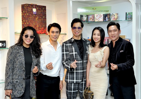 Ngọc Sơn phá lệ không tổ chức sinh nhật để hát tưởng nhớ nhạc sĩ Lam Phương - Ảnh 3. Ngọc Sơn phá lệ không tổ chức sinh nhật để hát tưởng nhớ nhạc sĩ Lam Phương - Ảnh 3.