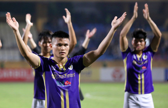 Tuấn Hải là cầu thủ xuất sắc nhất tháng 10 V-League 2022 - Ảnh 1.