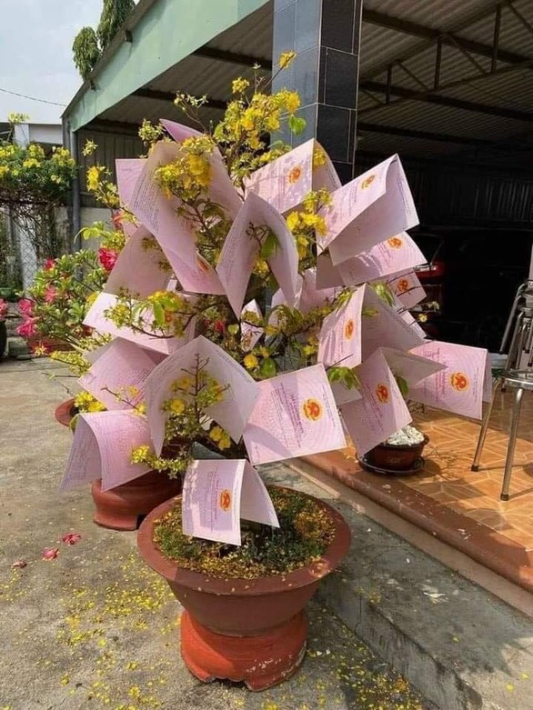 Ảnh vui 13-11: Hoàng thượng thân chinh đi bắt tội phạm - Ảnh 3. Ảnh vui 13-11: Hoàng thượng thân chinh đi bắt tội phạm - Ảnh 3.