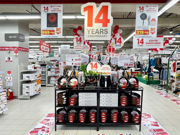 Khuyến mại ‘siêu sốc’ tại LOTTE Mart nhân dịp sinh nhật thứ 14 - Ảnh 3.