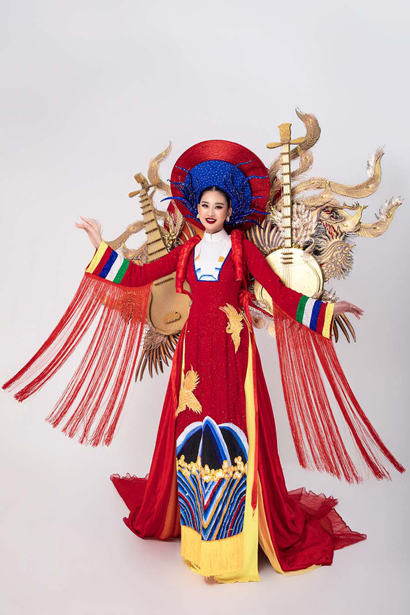 Ấn tượng với trang phục Nhã nhạc của Nguyễn Nga tại Miss Tourism International - Ảnh 1.